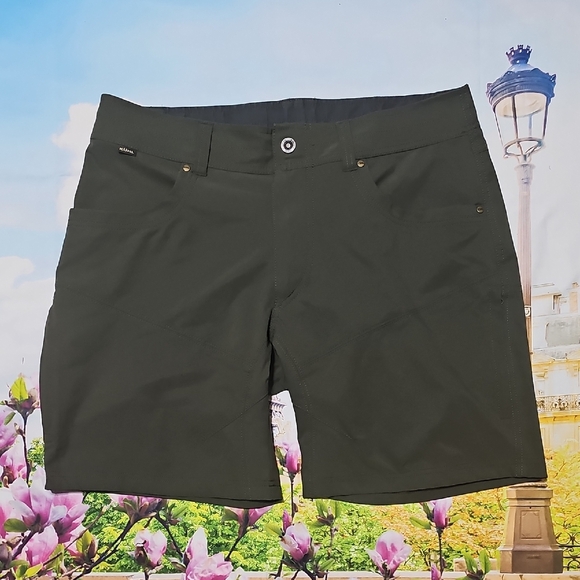 Kuhl Green Shorts Size 35 - Picture 1 of 7